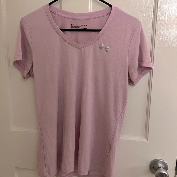 Under Armor Heatgear V-Neck - Size M - Picture 1 of 2